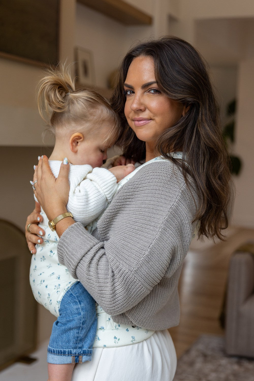 The Monarch Carrier - Sunday Floral