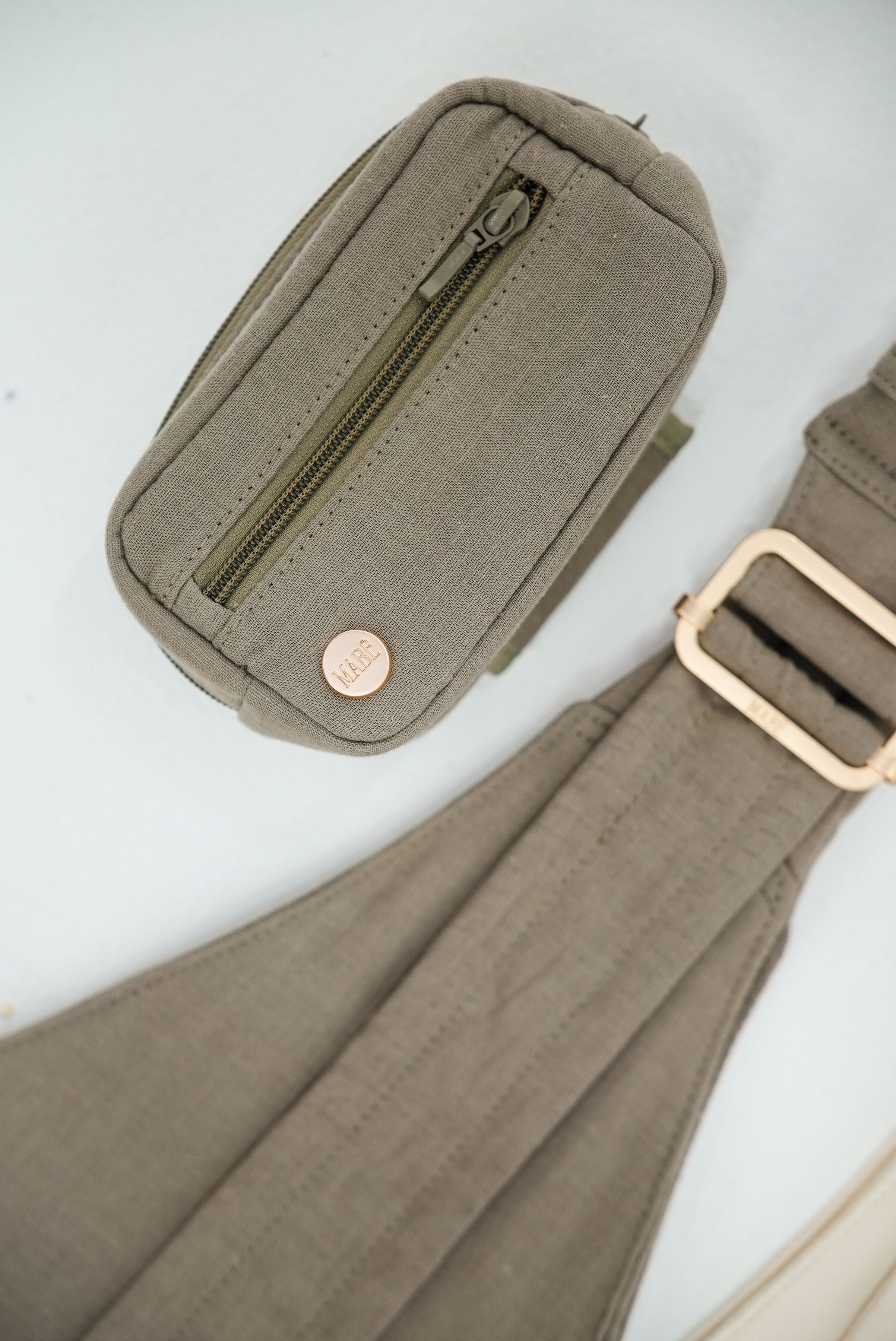 Monarch Accessory Bag - Stone Sage