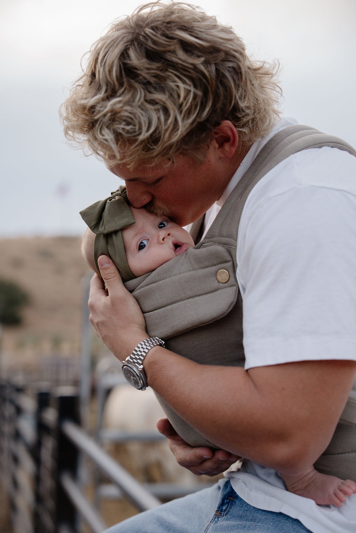 Monarch Baby Carrier - Stone Sage