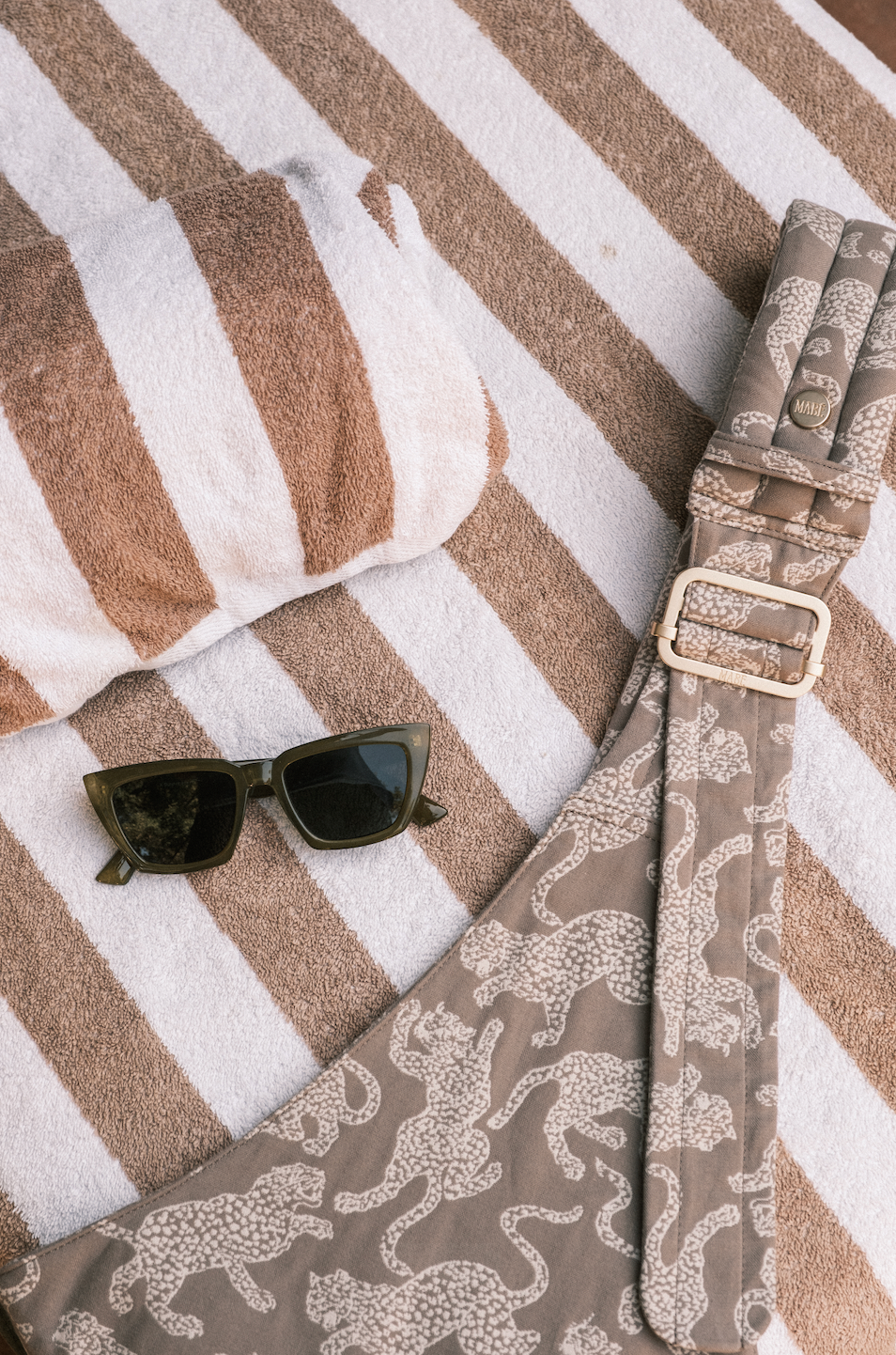 The Monarch Toddler Sling - Spotted Jag in Dune (PREORDER)