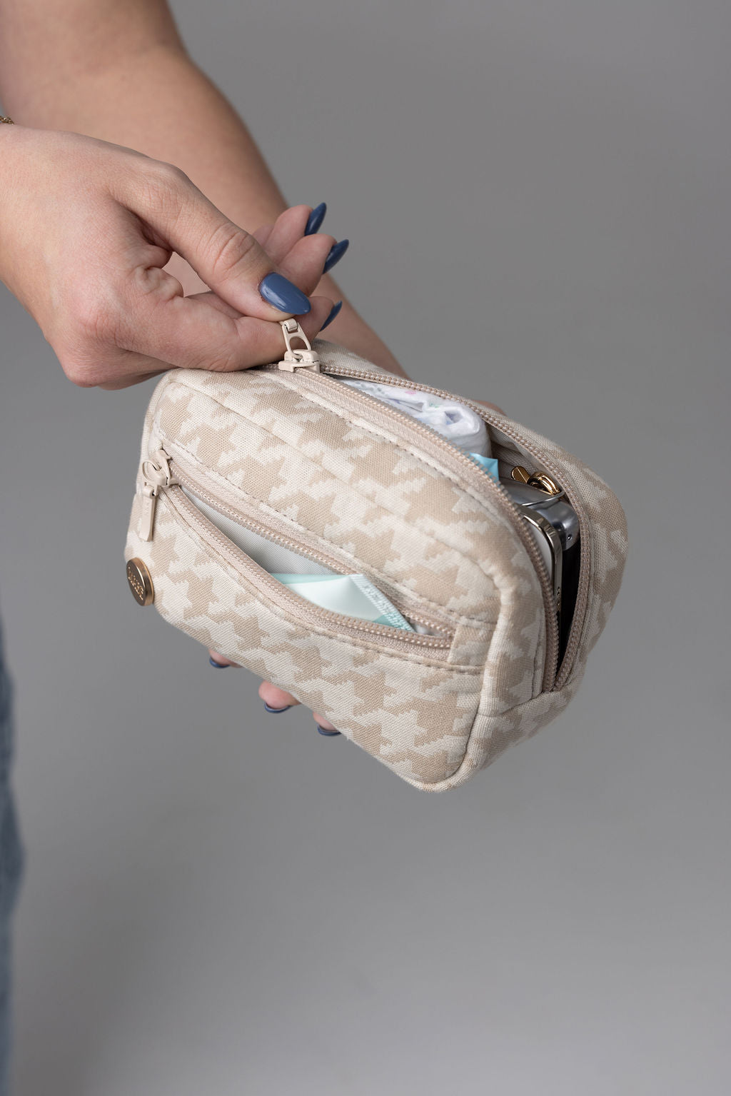 The Monarch Accessory Bag - Houndstooth